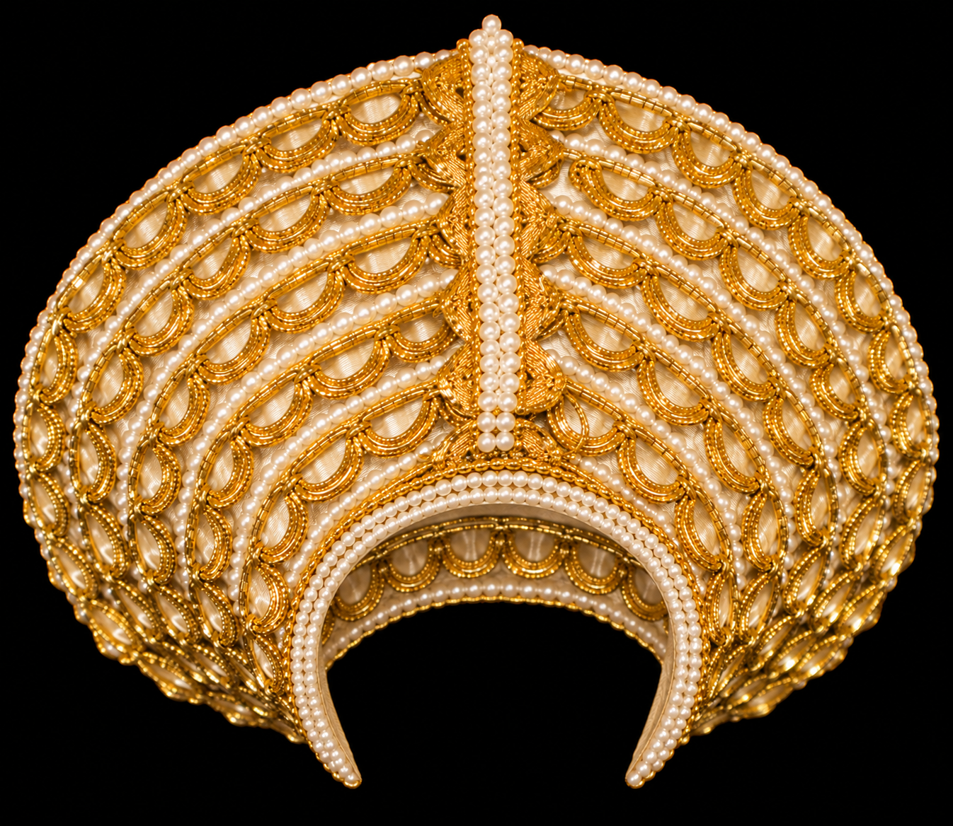 Olori Olatunwase Aderemi of Ile-Ife Inspired Headpiece